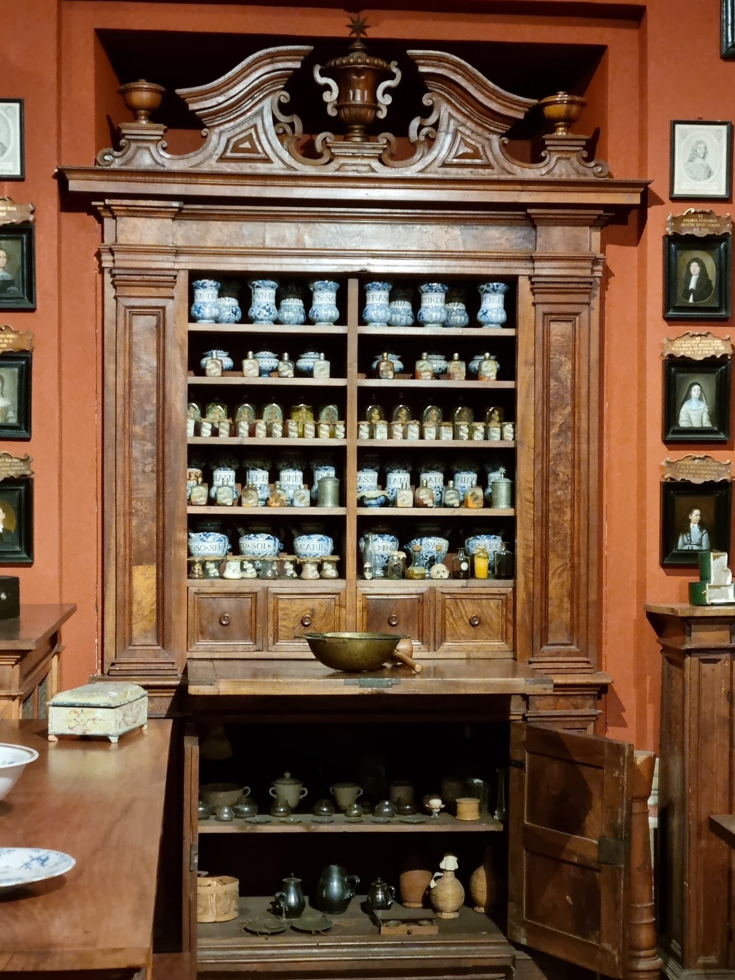 Palazzo Chigi’s old pharmacy, Ariccia, by Roberta Crenca (3).jpg
